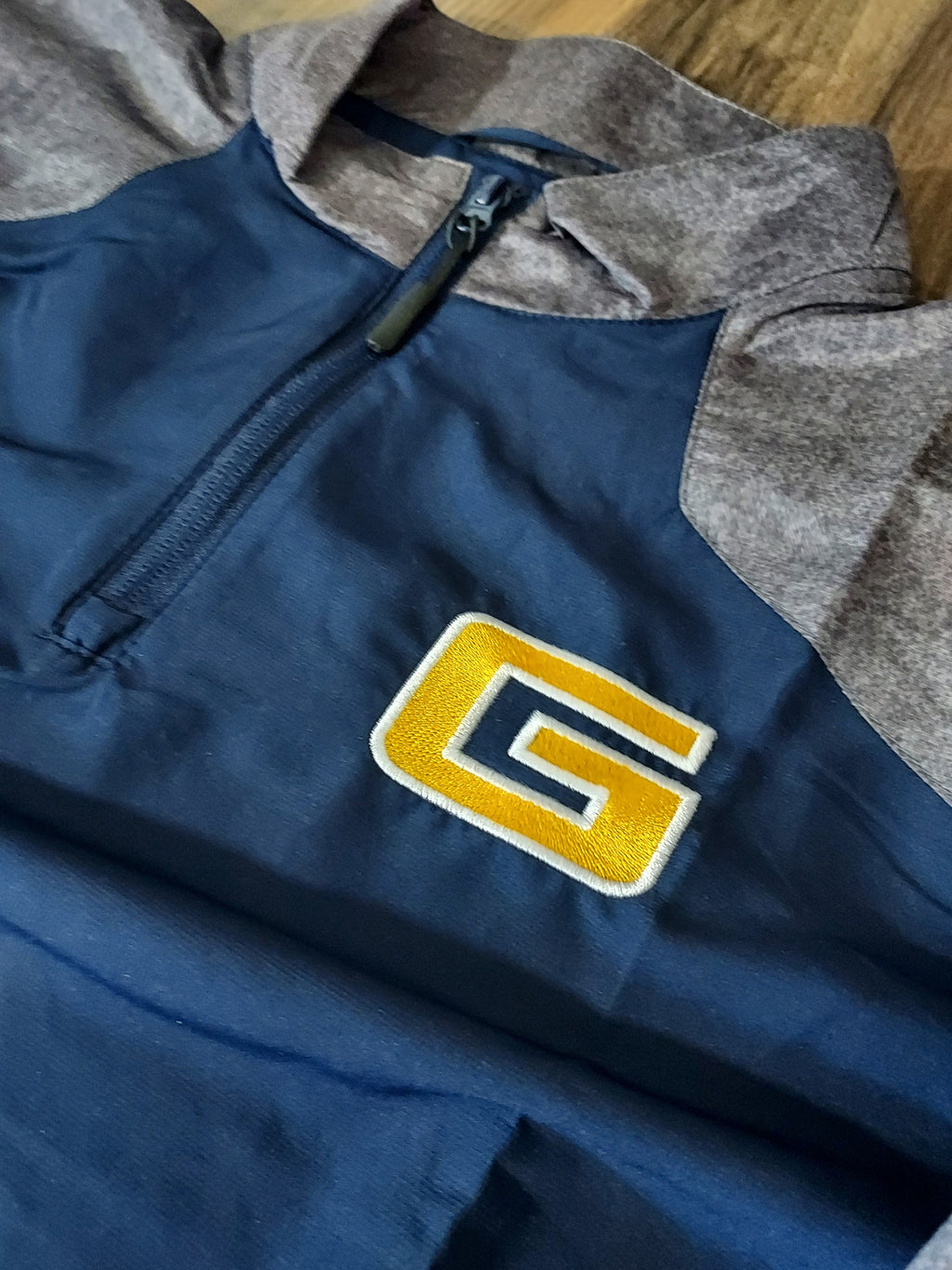 Goodrich Embroidered Lightweight Raider Pullover