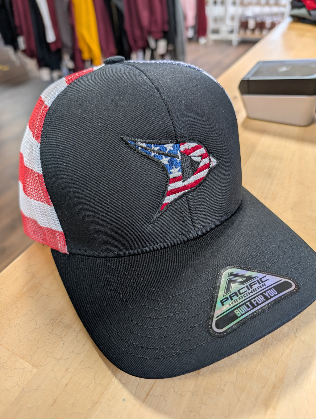 Cardinal Flag Logo Mesh Snapback Hat